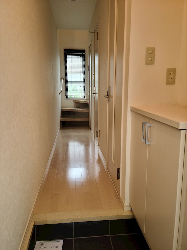 玄関　※別部屋写真