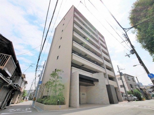 建物外観　落ち着いた雰囲気の外観です