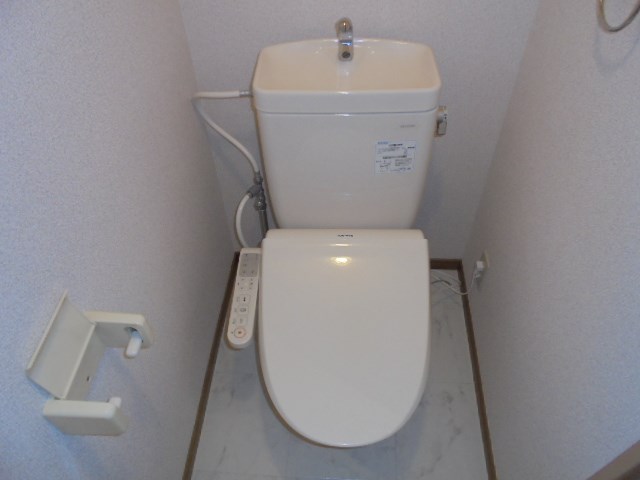トイレ　参考写真（108号室）