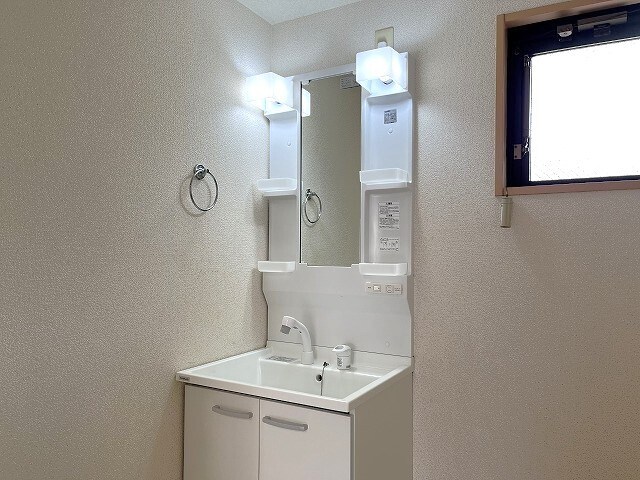 洗面設備　参考写真