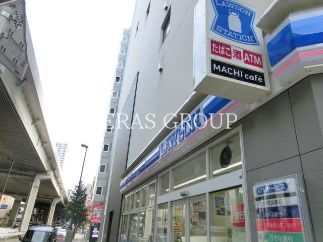コンビニ　ローソン世田谷三軒茶屋二丁目店（コンビニ）まで2m