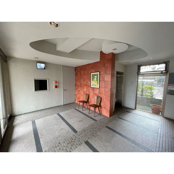 西鉄天神大牟田線 西鉄平尾駅 徒歩16分 7階建 築23年の外観写真