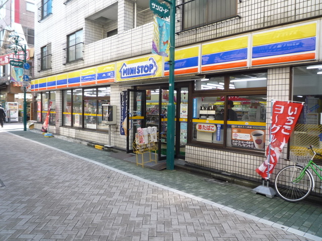 コンビニ　ミニストップ北千住店（コンビニ）まで168m