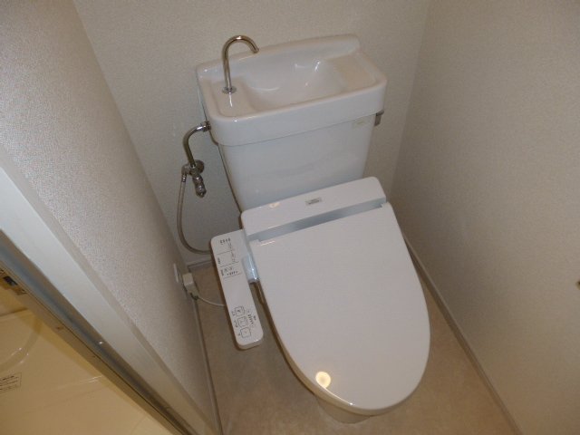 トイレ　ウォシュレット