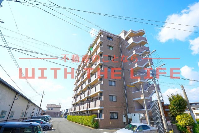 建物外観　落ち着いた雰囲気の外観です