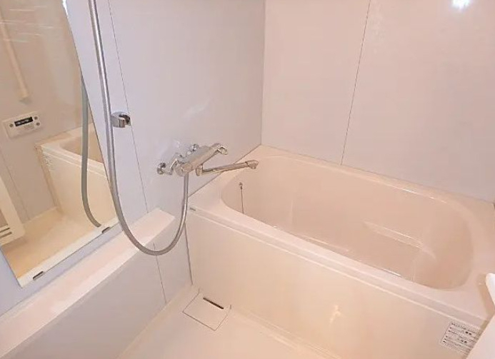バス・シャワールーム　別部屋参考写真