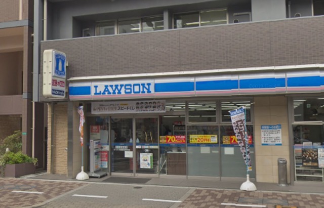 コンビニ　ローソン大阪城北詰駅前店（コンビニ）まで34m