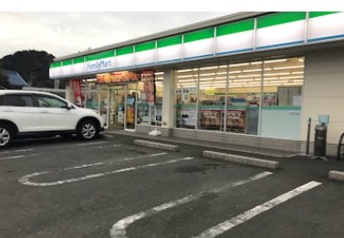 コンビニ　ファミリーマート　シーガルドーム前店（コンビニ）まで800m