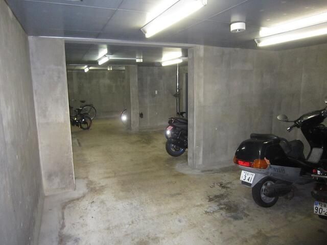駐車場　駐輪場です