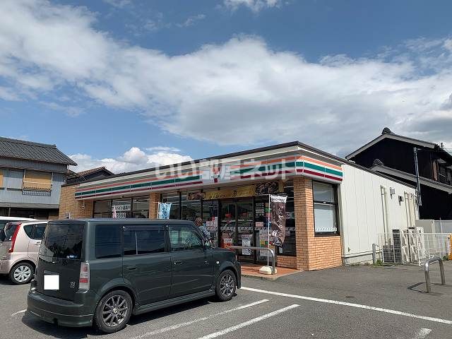 コンビニ　セブンイレブン 碧南日進町2丁目店（コンビニ）まで486m
