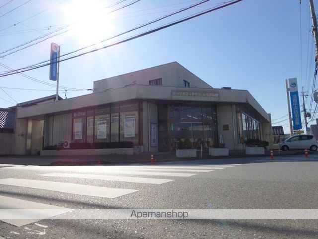 銀行　滋賀中央信用金庫稲枝支店（銀行）まで1074m