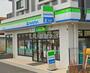 コンビニ　ファミリーマート 西大宮駅南口店（コンビニ）まで225m