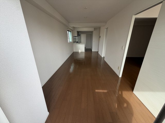 ボナール江坂の居間写真