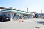 コンビニ　ファミリーマート金沢駅西店（コンビニ）まで142m