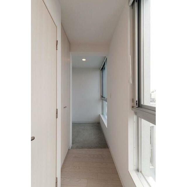 玄関　※写真は同タイプ住戸です。