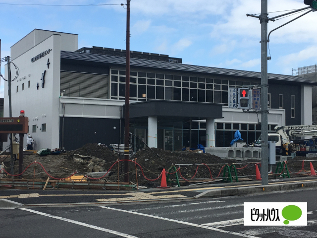 役所　甲賀市役所甲賀地域市民センター（役所）まで642m