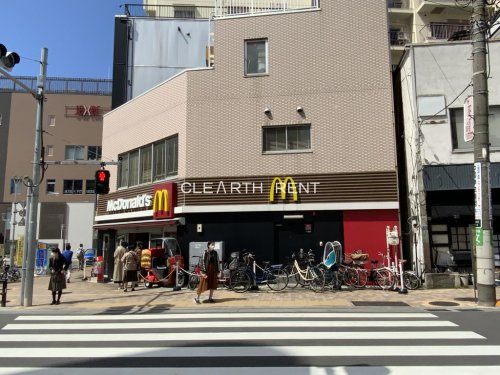 飲食店　マクドナルド 板橋駅前店（飲食店）まで859m