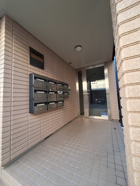 エントランス　★オートロック★