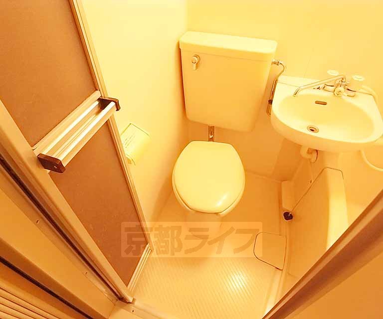 トイレ　清潔感のあるトイレです。