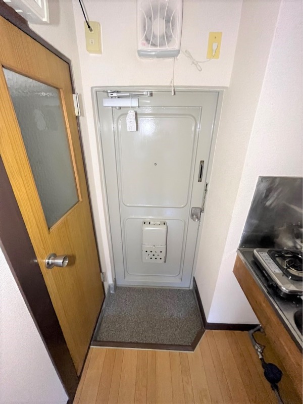 玄関　別部屋参考写真