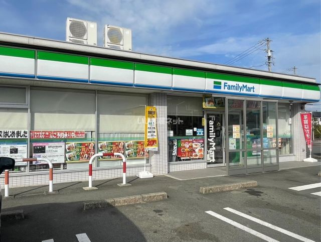 コンビニ　ファミリーマート 袋井愛野駅北店（コンビニ）まで379m