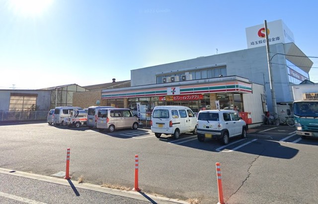 コンビニ　セブンイレブン八潮下2丁目店（コンビニ）まで832m