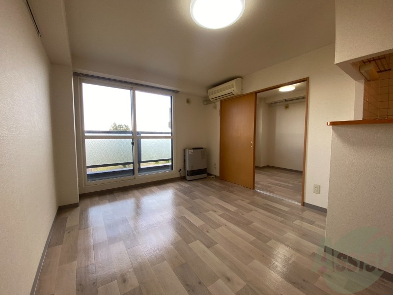 居室・リビング　広くてキレイなお部屋が広がっていて、充実した生活が送れそう。