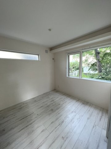 その他部屋・スペース　柔らかな陽光が差し込むお部屋。
