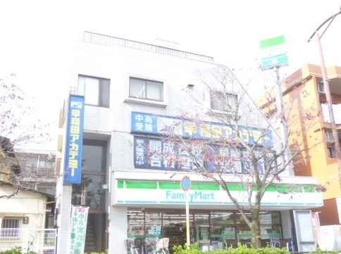 コンビニ　ファミリーマート東伏見北口店（コンビニ）まで225m