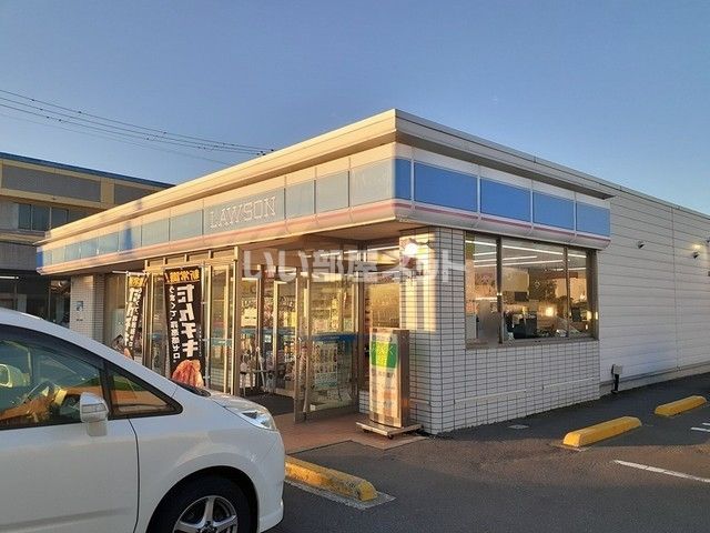 コンビニ　ローソン 青森佃店（コンビニ）まで615m