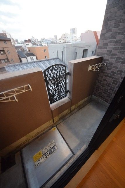 バルコニー　バルコニー