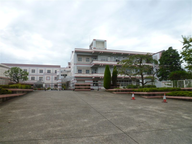 小学校　松前台小学校（小学校）まで440m