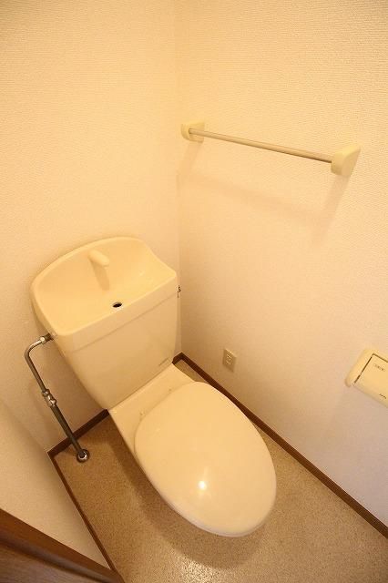 トイレ　★お問い合わせはタウンハウジング新百合ヶ丘店まで★