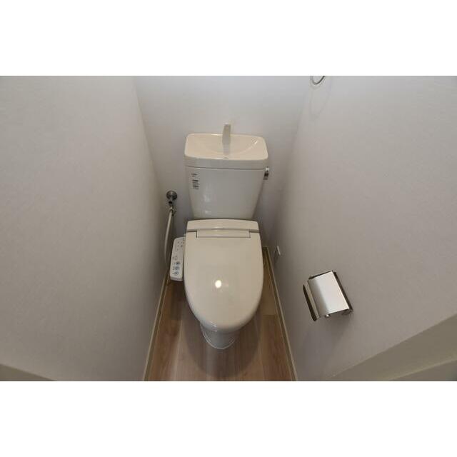 トイレ　室内イメージ