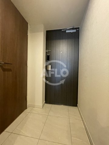玄関　エスリード ザ・グラン上本町　玄関