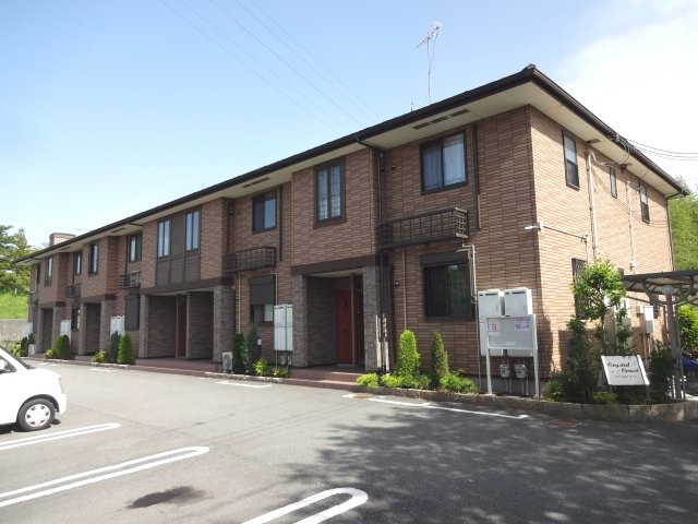 建物外観　築浅のため外観、内観共に大変綺麗なオススメ物件です！