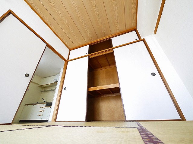 収納　和室がひろがる居住スペース