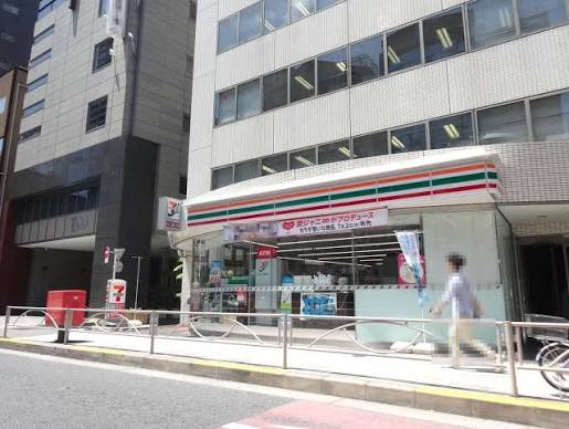 コンビニ　セブンイレブン 芝フロントビル店（コンビニ）まで579m