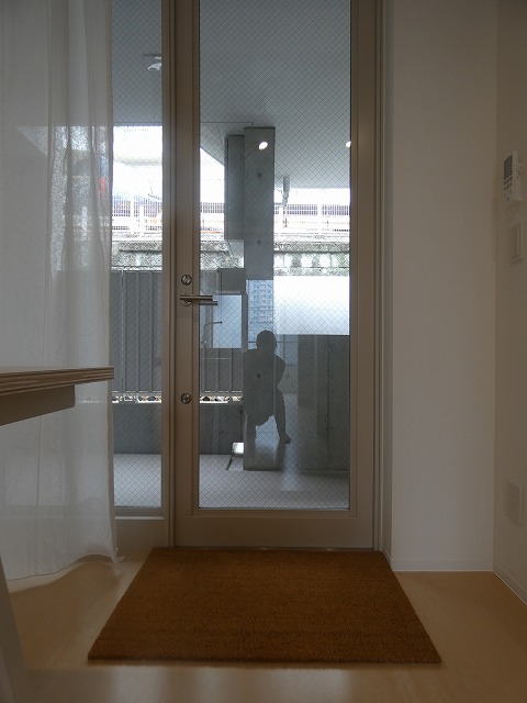 玄関　玄関※反転部屋参考写真