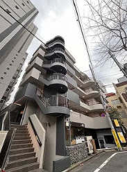 東京メトロ丸ノ内線 四谷三丁目駅 徒歩4分 築39年