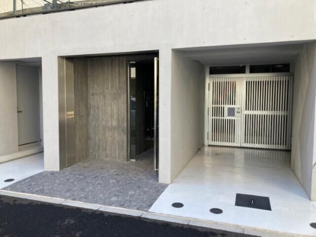 エントランス　毎日通るエントランスはこのようになっています