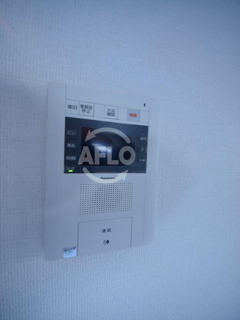 セキュリティ　レオンコンフォート本町東III　TVモニター付きインターホン