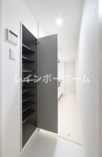 玄関　シンプルで使いやすい玄関です