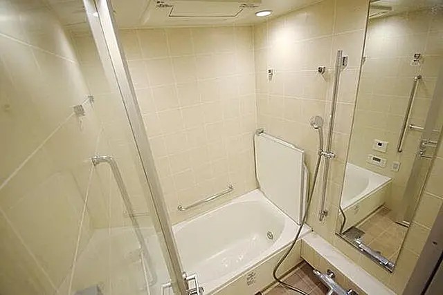 バス・シャワールーム　バス※別部屋参考写真