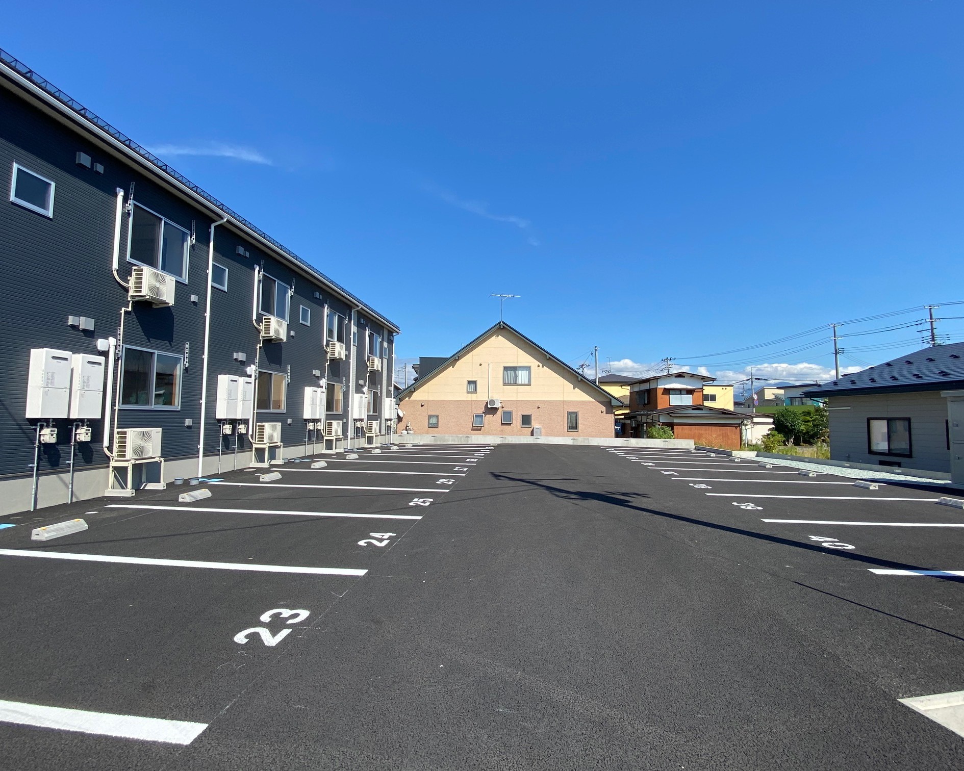 駐車場　平面駐車場