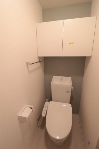 グラナーデ成城学園前Bのトイレ写真
