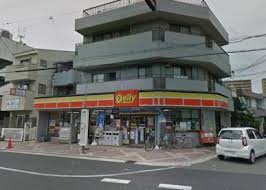 コンビニ　デイリーヤマザキ 苅田六丁目店（コンビニ）まで311m