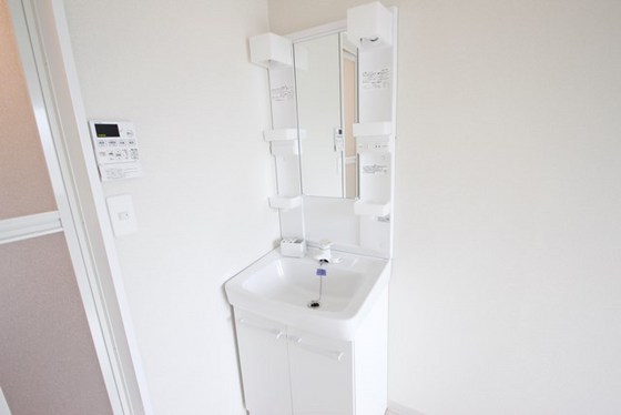 洗面設備　※別部屋の写真です