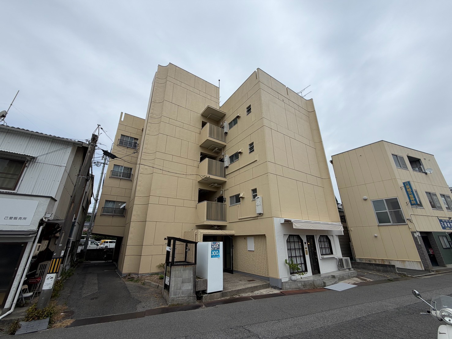 建物外観