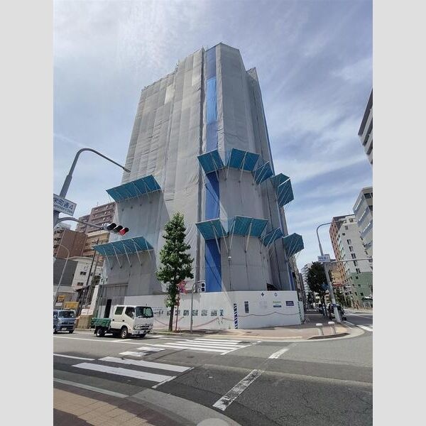建物外観　建築中